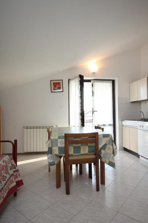 Apartments With A Parking Space Umag - 7094 Екстер'єр фото